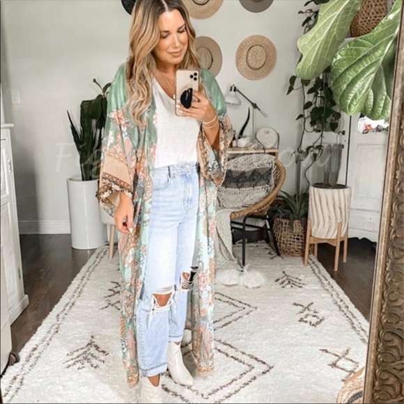 👘 Bohemian Gypsy Inspired Kimono - Picture 5 of 9